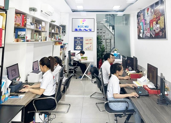 In Sắc Màu chuyên cung cấp dịch vụ in tem nhãn decal dán giá tốt tại TPHCM
